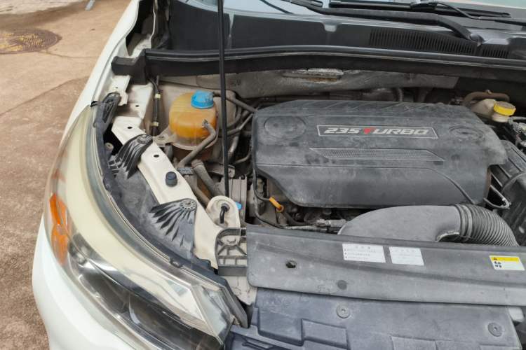 Used GAC Trumpchi GS4 2017 235T Automatic Two-Wheel Drive Elite Edition Engine Bay Right