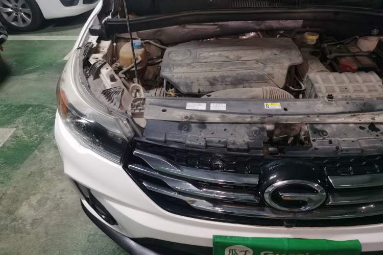 Used GAC Trumpchi GS4 2017 235T Automatic Two-Wheel Drive Luxury Smart Connectivity Version Engine Bay Right