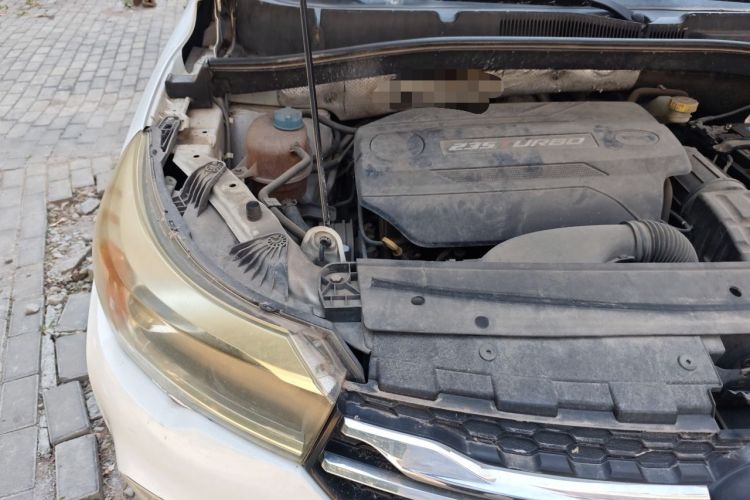 Used GAC Trumpchi GS4 2017 235T Automatic Two-Wheel Drive Elite Edition Engine Bay Right