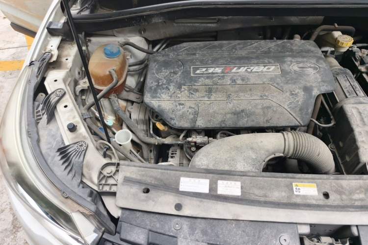Used GAC Trumpchi GS4 2017 235T Automatic Two-Wheel Drive Luxury Smart Connectivity Version Engine Bay Right