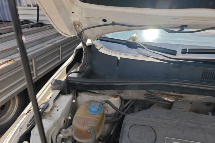 Used GAC Trumpchi GS4 2017 200T G-DCT Two-Wheel Drive Comfort Edition Engine Bay Right