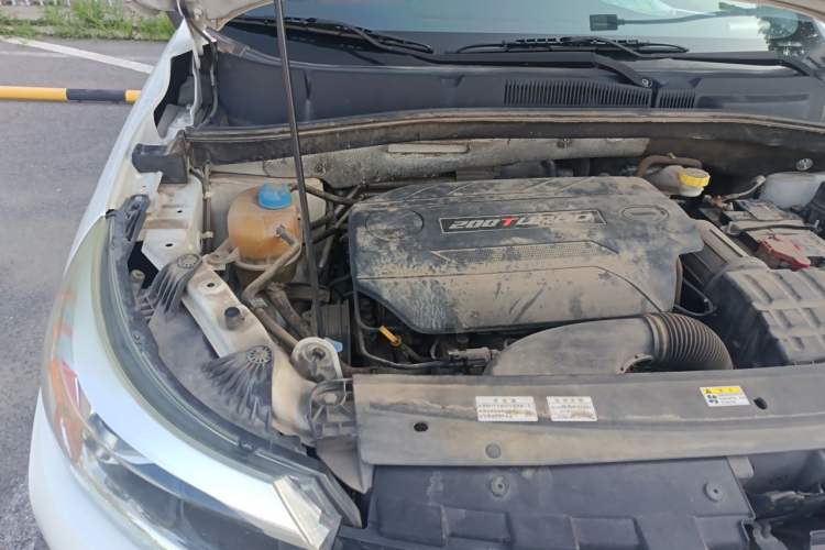 Used GAC Trumpchi GS4 2017 200T G-DCT Two-Wheel Drive Elite Edition Engine Bay Right