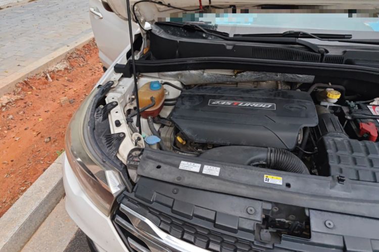 Used GAC Trumpchi GS4 2017 235T Automatic Two-Wheel Drive Elite Edition Engine Bay Right
