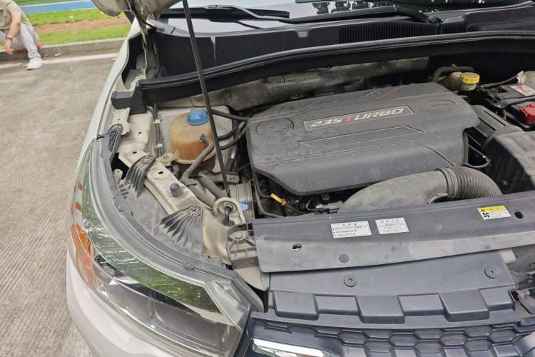 Used GAC Trumpchi GS4 2017 235T Automatic Two-Wheel Drive Elite Edition Engine Bay Right