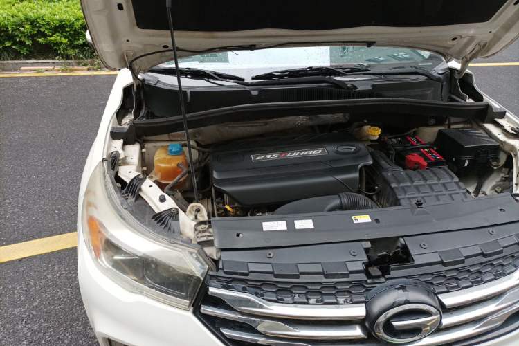 Used GAC Trumpchi GS4 2017 235T Automatic Two-Wheel Drive Elite Edition Engine Bay Right