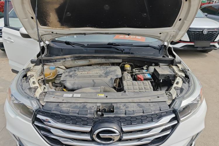 Used GAC Trumpchi GS4 2017 235T Automatic Two-Wheel Drive Elite Edition Engine Bay