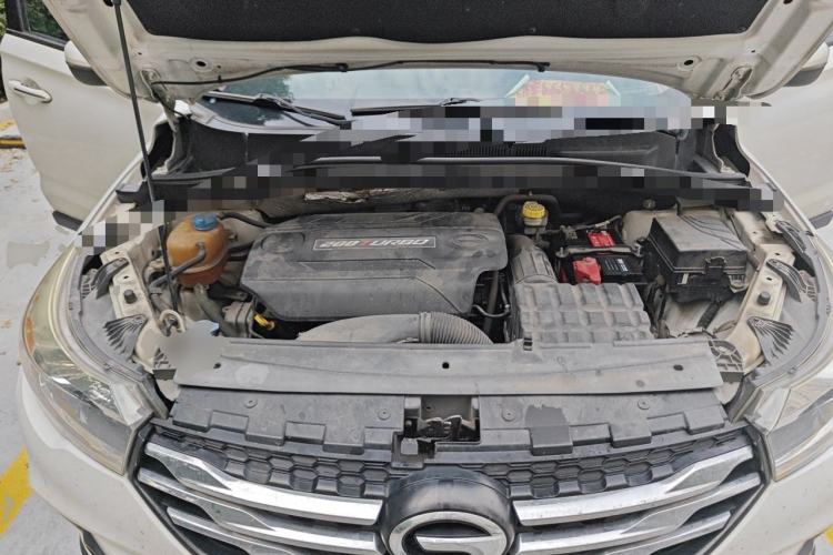 Used GAC Trumpchi GS4 2017 200T Manual Two-Wheel Drive Luxury Edition Engine Bay