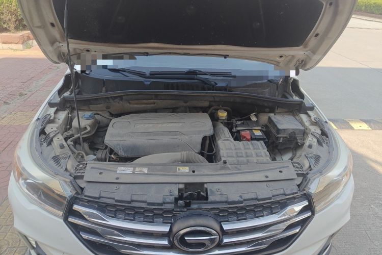 Used GAC Trumpchi GS4 2017 235T Automatic Two-Wheel Drive Luxury Smart Connectivity Version Engine Bay