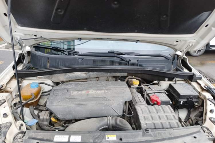 Used GAC Trumpchi GS4 2017 235T Automatic Two-Wheel Drive Elite Edition Engine Bay