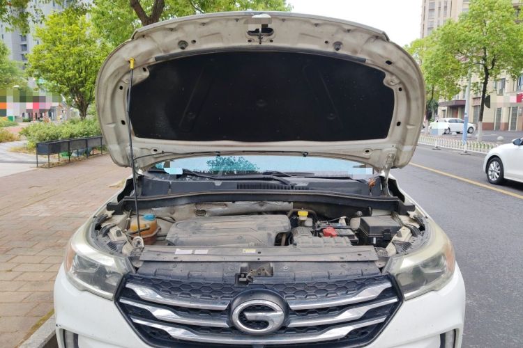 Used GAC Trumpchi GS4 2017 235T Automatic Two-Wheel Drive Luxury Smart Connectivity Version Engine Bay