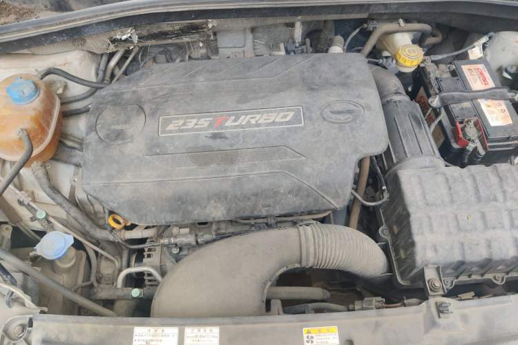 Used GAC Trumpchi GS4 2017 235T Automatic Two-Wheel Drive Elite Edition Engine Bay