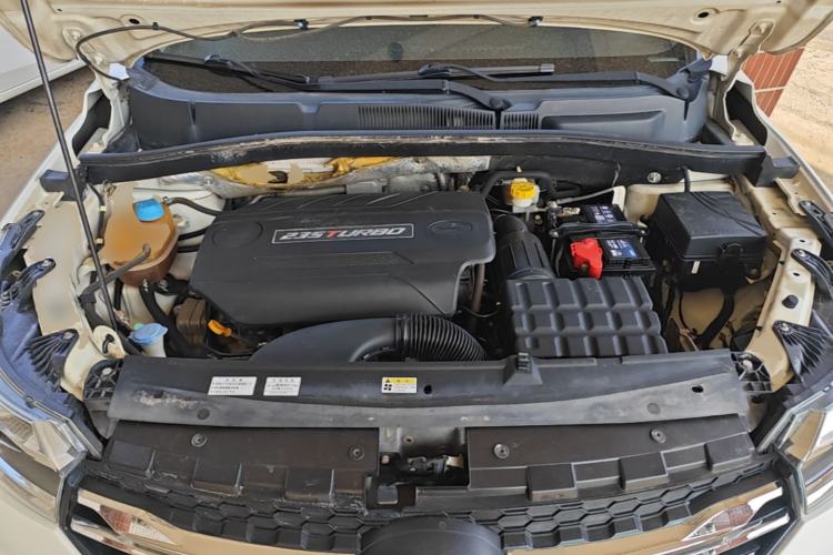 Used GAC Trumpchi GS4 2017 235T Automatic Two-Wheel Drive Elite Edition Engine Bay
