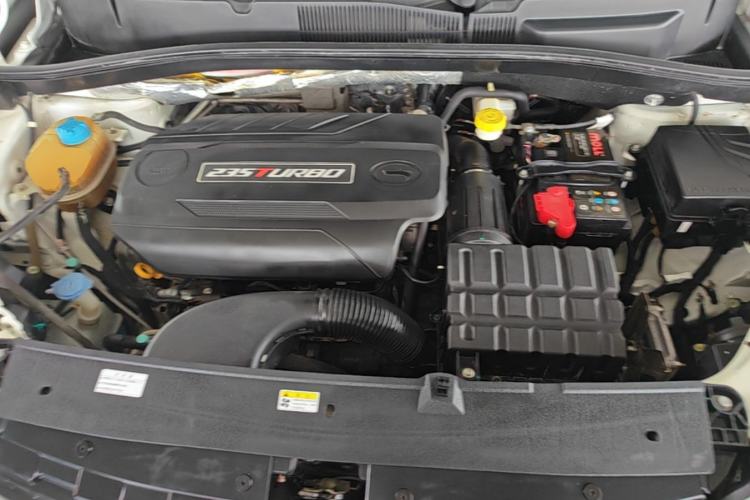 Used GAC Trumpchi GS4 2017 235T Automatic Two-Wheel Drive Elite Edition Engine Bay