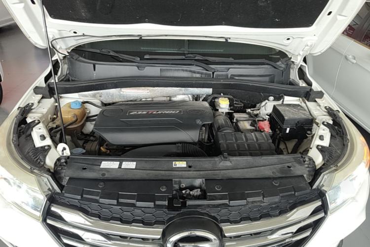 Used GAC Trumpchi GS4 2017 235T Automatic Two-Wheel Drive Elite Edition Engine Bay