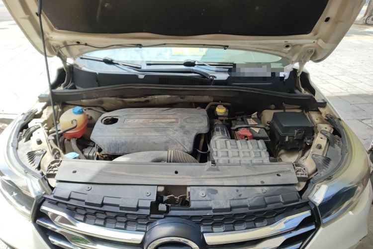 Used GAC Trumpchi GS4 2017 235T Manual Two-Wheel Drive Luxury Edition Engine Bay