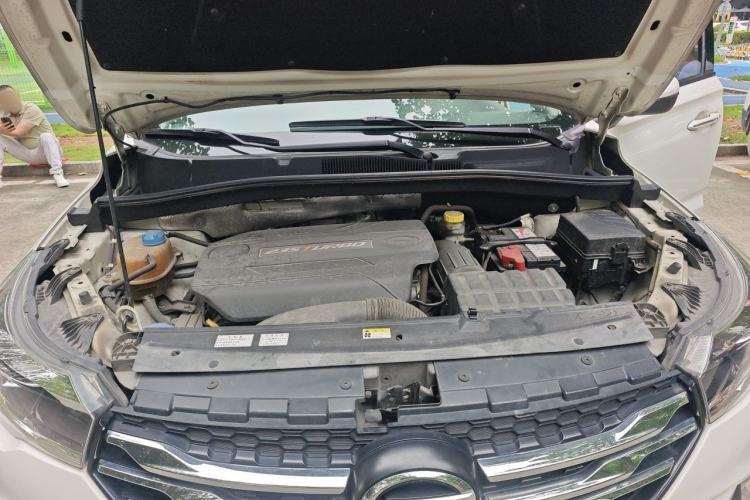 Used GAC Trumpchi GS4 2017 235T Automatic Two-Wheel Drive Elite Edition Engine Bay