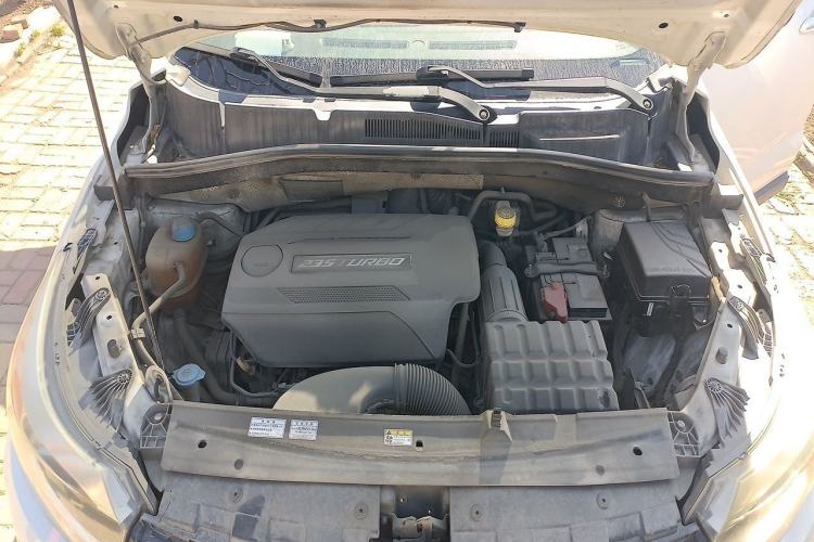 Used GAC Trumpchi GS4 2017 235T Manual Two-Wheel Drive Luxury Edition Engine Bay