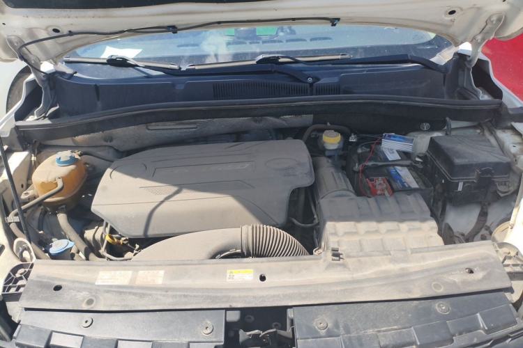 Used GAC Trumpchi GS4 2017 235T Manual Two-Wheel Drive Luxury Edition Engine Bay