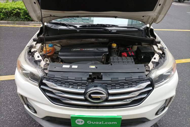 Used GAC Trumpchi GS4 2017 235T Automatic Two-Wheel Drive Elite Edition Engine Bay