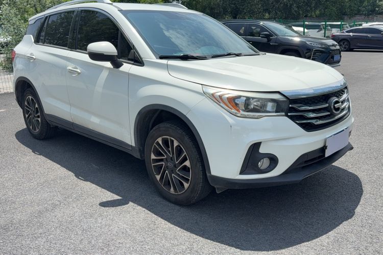 Used GAC Trumpchi GS4 2017 200T Manual Two-Wheel Drive Elite Edition Exterior 2