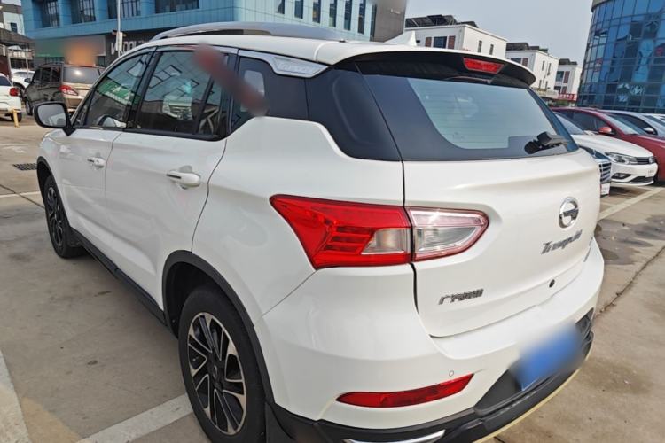 Used GAC Trumpchi GS4 2017 200T G-DCT Two-Wheel Drive Elite Edition Exterior 2