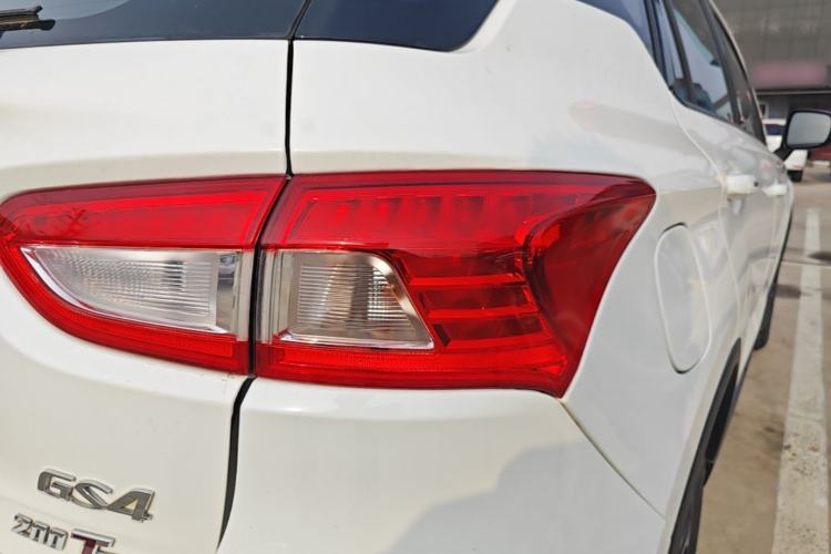 Used GAC Trumpchi GS4 2017 200T G-DCT Two-Wheel Drive Elite Edition Exterior 3