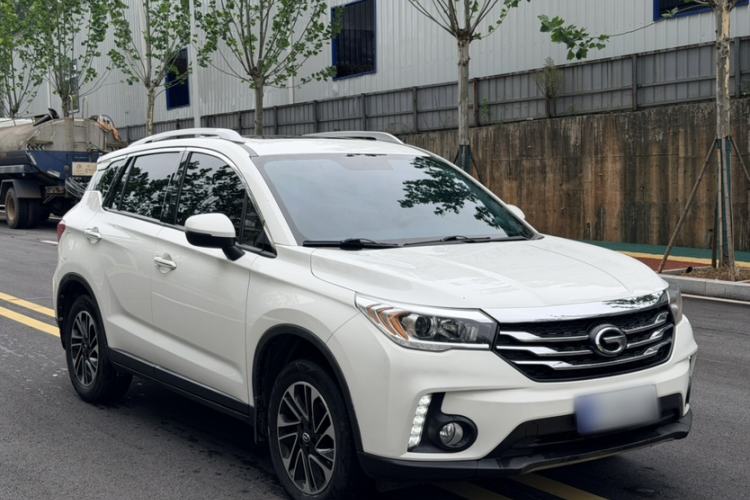 Used GAC Trumpchi GS4 2017 200T G-DCT Two-Wheel Drive Elite Edition Exterior 3
