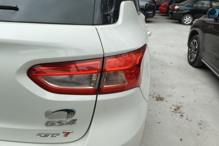 Used GAC Trumpchi GS4 2017 235T Automatic Two-Wheel Drive Luxury Smart Connectivity Version Exterior 3