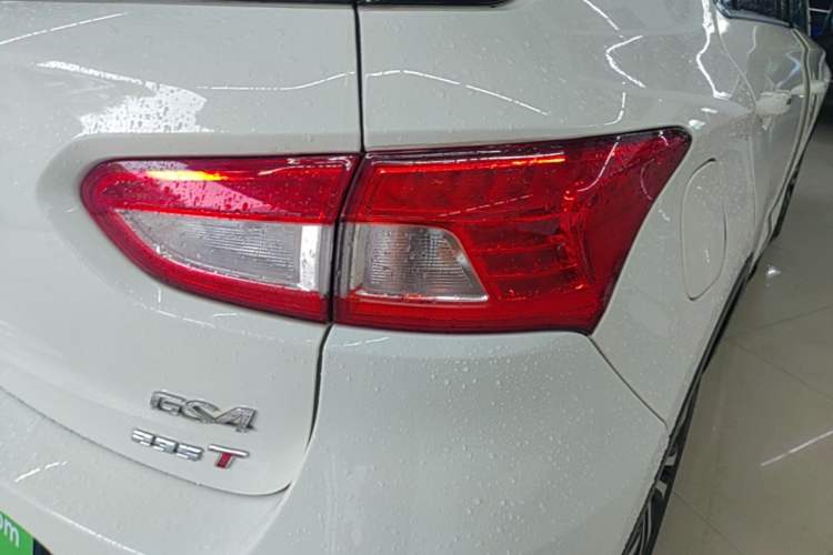 Used GAC Trumpchi GS4 2017 235T Manual Two-Wheel Drive Luxury Edition Exterior 3