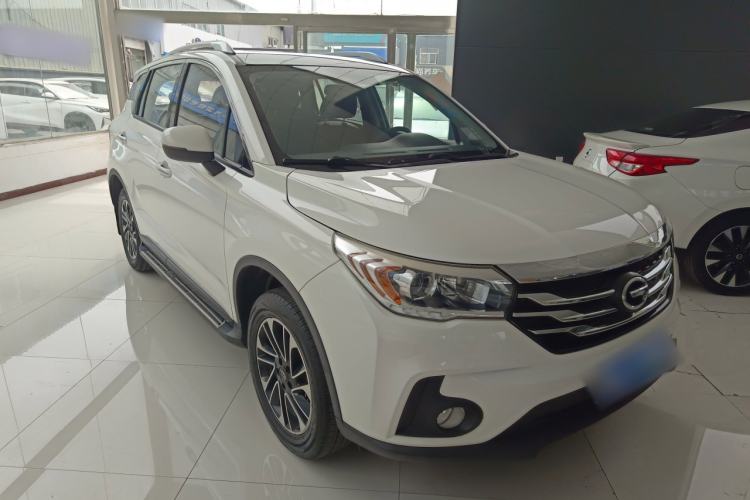 Used GAC Trumpchi GS4 2017 200T Manual Two-Wheel Drive Elite Edition Exterior 3