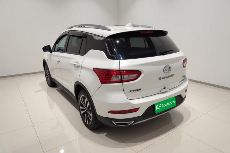 Used GAC Trumpchi GS4 2017 235T G-DCT Two-Wheel Drive Luxury Edition Exterior 3