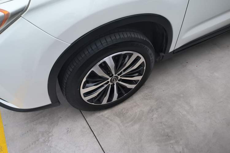 Used GAC Trumpchi GS4 2017 235T Automatic Two-Wheel Drive Luxury Smart Connectivity Version Exterior 4
