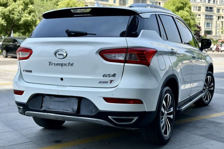 Used GAC Trumpchi GS4 2017 235T Automatic Two-Wheel Drive Luxury Smart Connectivity Version Exterior 4
