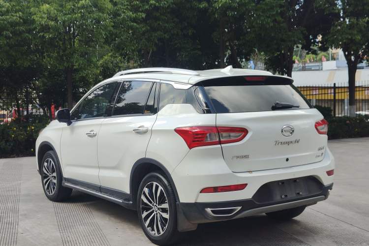 Used GAC Trumpchi GS4 2017 235T Automatic Two-Wheel Drive Luxury Smart Connectivity Version Exterior 4