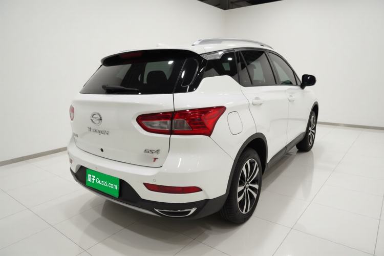 Used GAC Trumpchi GS4 2017 235T Manual Two-Wheel Drive Luxury Edition Exterior 5