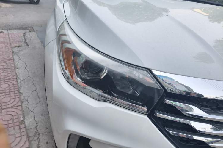 Used GAC Trumpchi GS4 2017 235T Automatic Two-Wheel Drive Elite Edition Exterior 6