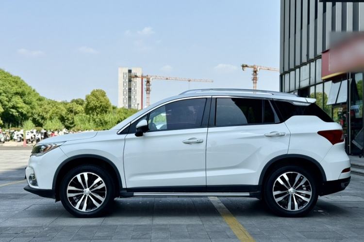 Used GAC Trumpchi GS4 2017 235T Automatic Two-Wheel Drive Luxury Smart Connectivity Version Exterior 7