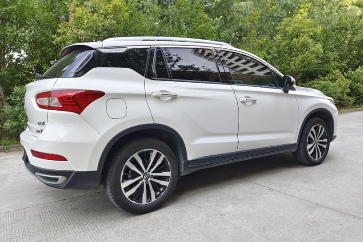 Used GAC Trumpchi GS4 2017 235T Automatic Two-Wheel Drive Luxury Smart Connectivity Version Exterior 9