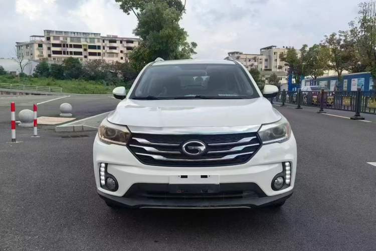 Used GAC Trumpchi GS4 2017 200T G-DCT Two-Wheel Drive Elite Edition Front