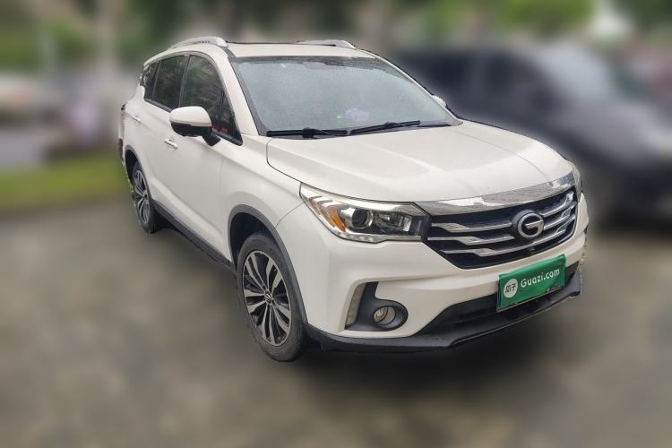 Used GAC Trumpchi GS4 2017 235T Automatic Two-Wheel Drive Luxury Smart Connectivity Version Front Right 45 Deg