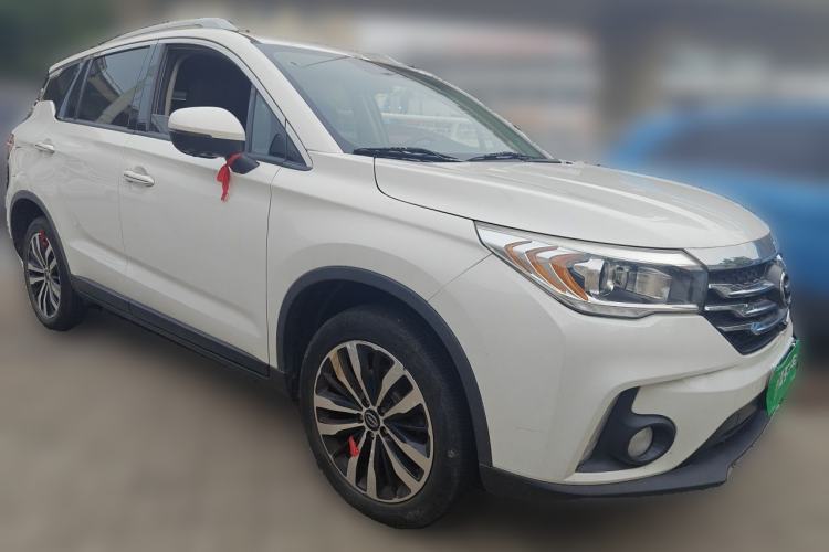 Used GAC Trumpchi GS4 2017 235T Automatic Two-Wheel Drive Luxury Smart Connectivity Version Front Right 45 Deg