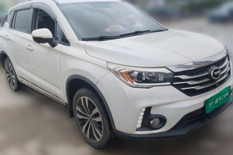 Used GAC Trumpchi GS4 2017 235T Automatic Two-Wheel Drive Luxury Smart Connectivity Version Front Right 45 Deg
