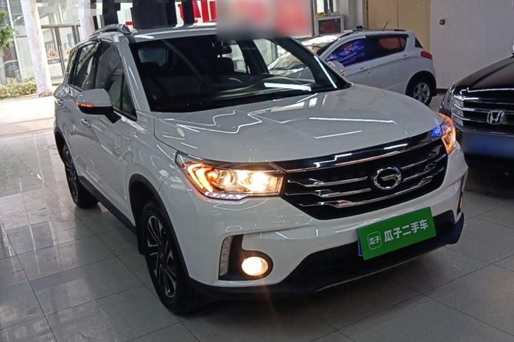 Used GAC Trumpchi GS4 2017 235T G-DCT Two-Wheel Drive Elite Edition Front Right 45 Deg