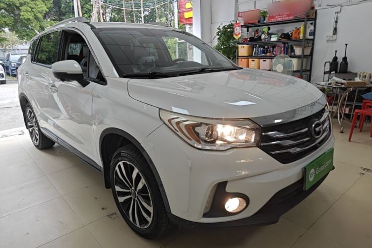 Used GAC Trumpchi GS4 2017 235T Automatic Two-Wheel Drive Luxury Smart Connectivity Version Front Right 45 Deg