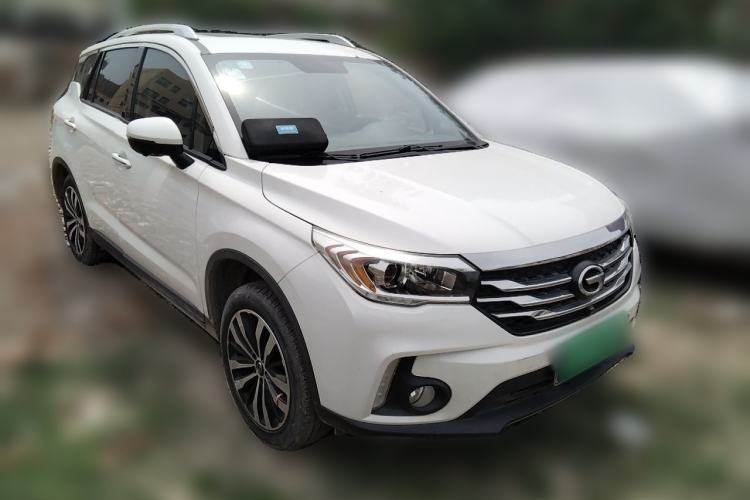 Used GAC Trumpchi GS4 2017 235T Automatic Two-Wheel Drive Luxury Smart Connectivity Version Front Right 45 Deg