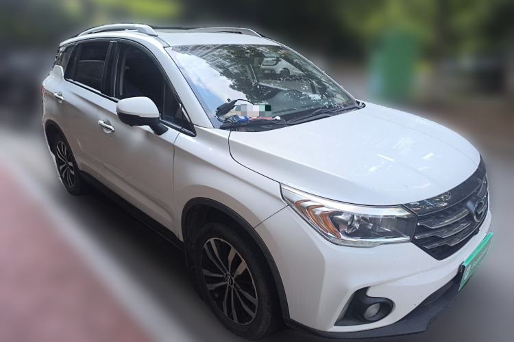 Used GAC Trumpchi GS4 2017 235T Automatic Two-Wheel Drive Luxury Smart Connectivity Version Front Right 45 Deg