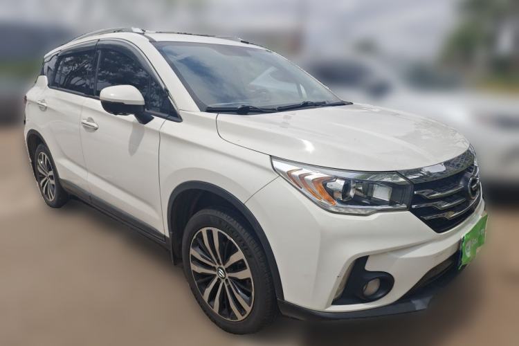 Used GAC Trumpchi GS4 2017 235T Automatic Two-Wheel Drive Luxury Smart Connectivity Version Front Right 45 Deg