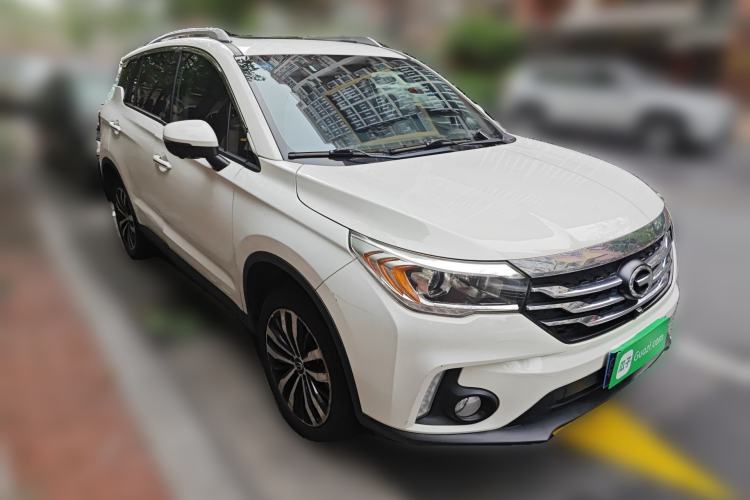 Used GAC Trumpchi GS4 2017 235T Automatic Two-Wheel Drive Luxury Smart Connectivity Version Front Right 45 Deg