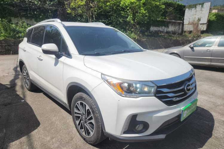 Used GAC Trumpchi GS4 2017 200T G-DCT Two-Wheel Drive Elite Edition Front Right 45 Deg