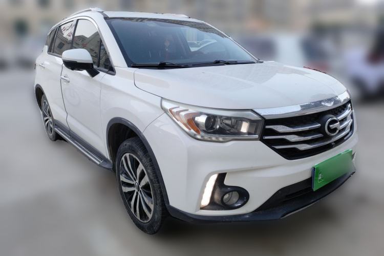 Used GAC Trumpchi GS4 2017 235T Automatic Two-Wheel Drive Luxury Smart Connectivity Version Front Right 45 Deg